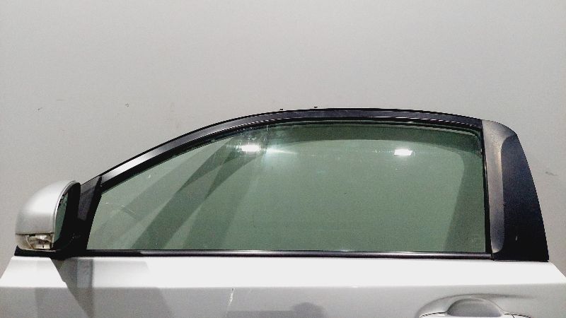 Стекло боковой двери - Toyota iQ (2008-2015)
