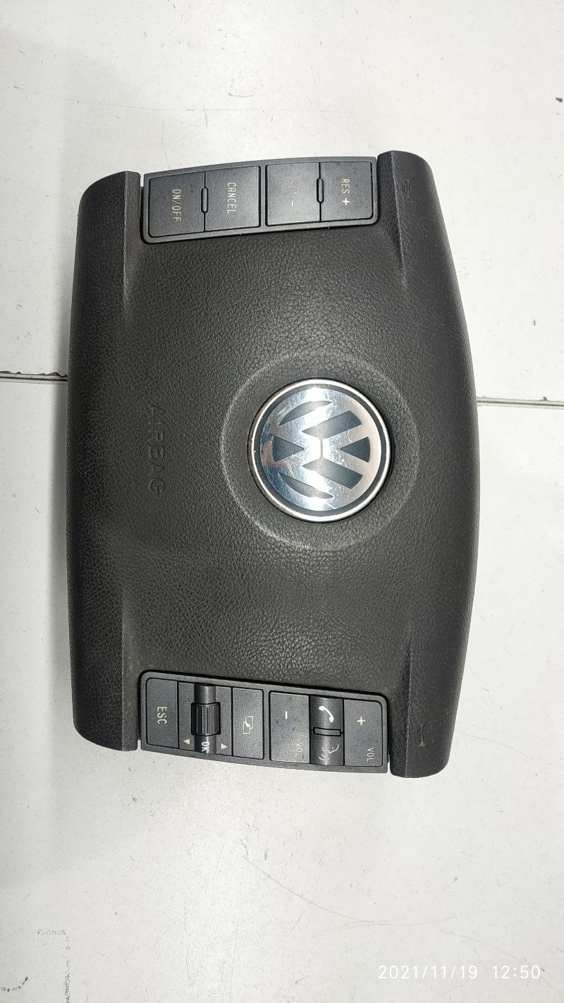 Подушка безопасности (Airbag) водителя - Volkswagen Phaeton (2002-2010)