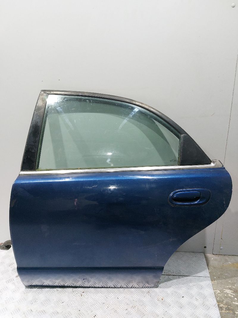 Стекло боковой двери - Mazda Xedos 9 (1993-2002)