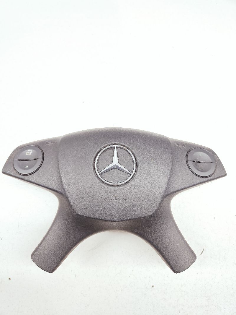 Подушка безопасности (Airbag) водителя - Mercedes C W204 (2008-2015)