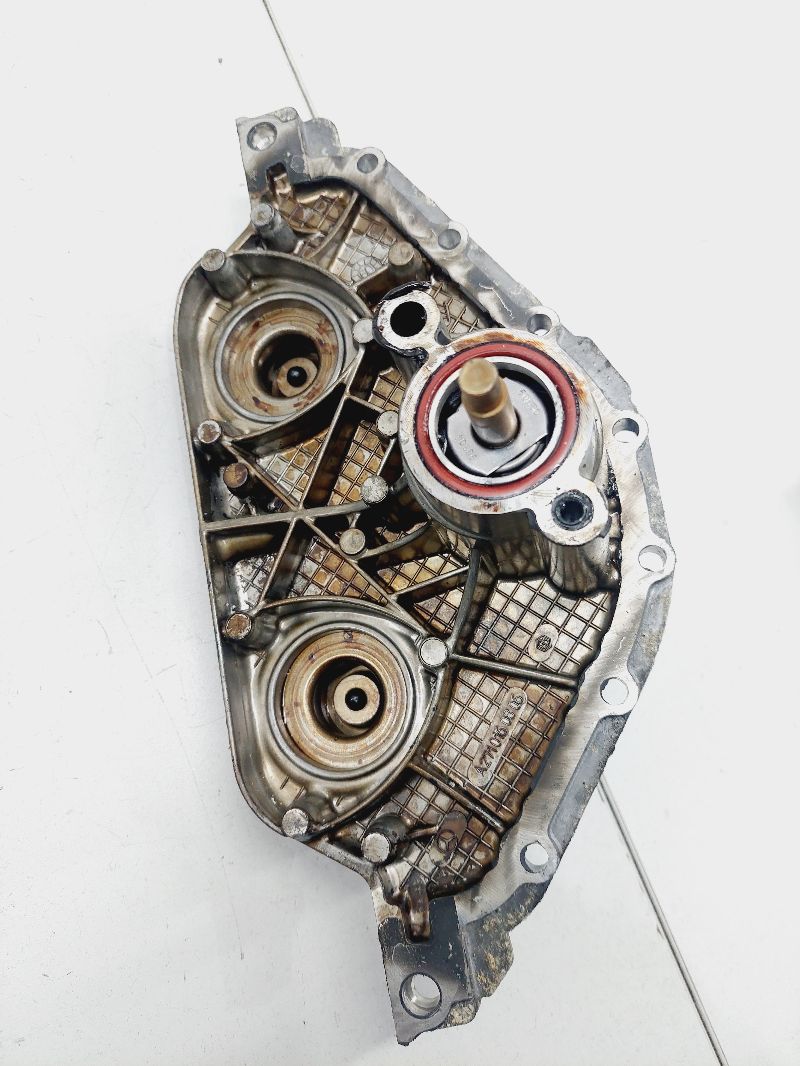 Крышка двигателя - Mercedes C W204 (2008-2015)