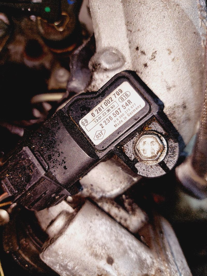 Датчик давления топлива - Renault Scenic (1996-2002)