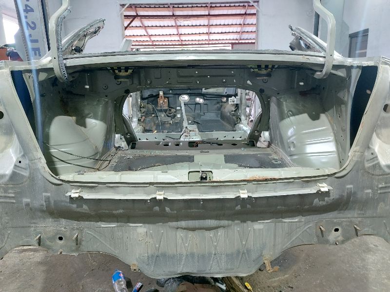 Задняя часть кузова (тазик) - Nissan Altima L31 (2002-2006)