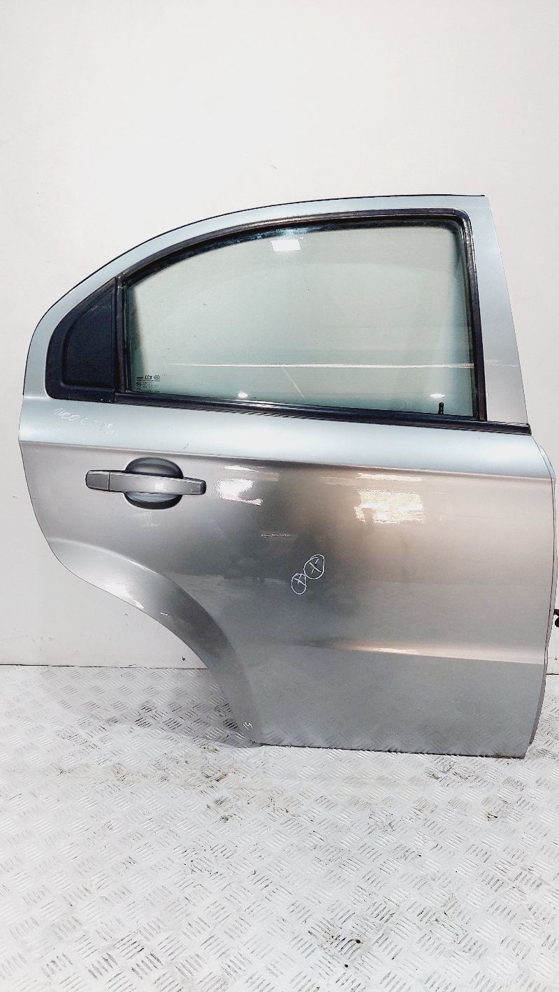 Стекло боковой двери - Chevrolet Aveo (2003-2011)