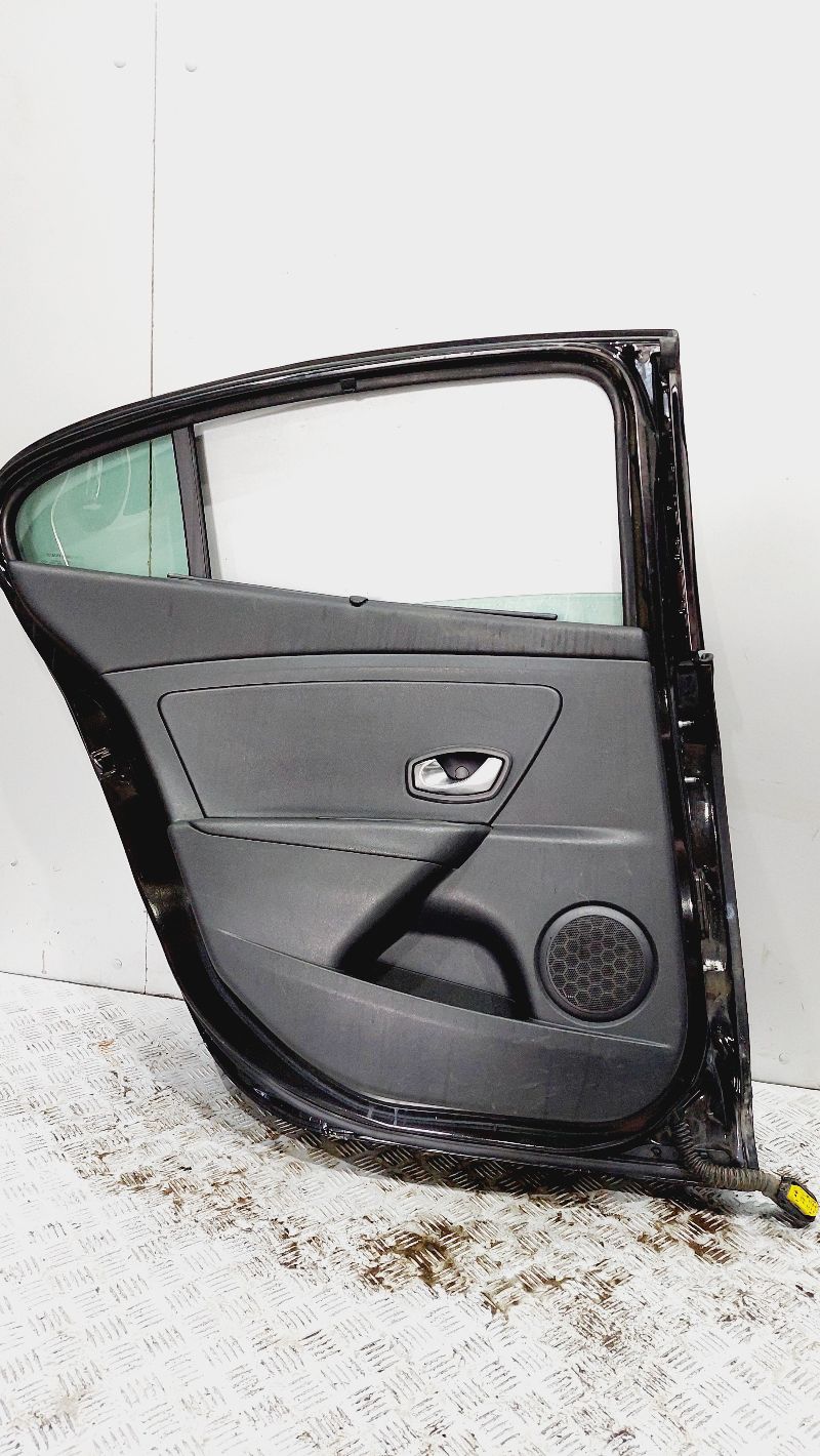 Дверь боковая - Renault Fluence (2009-2013)