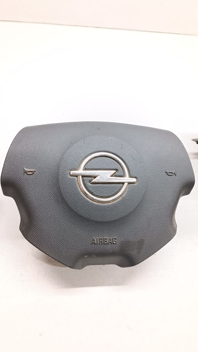 Подушка безопасности (Airbag) водителя - Opel Vectra C (2002-2008)