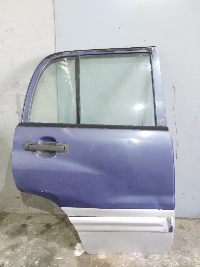 Стекло боковой двери - Suzuki Grand Vitara XL-7 (1997-2006)
