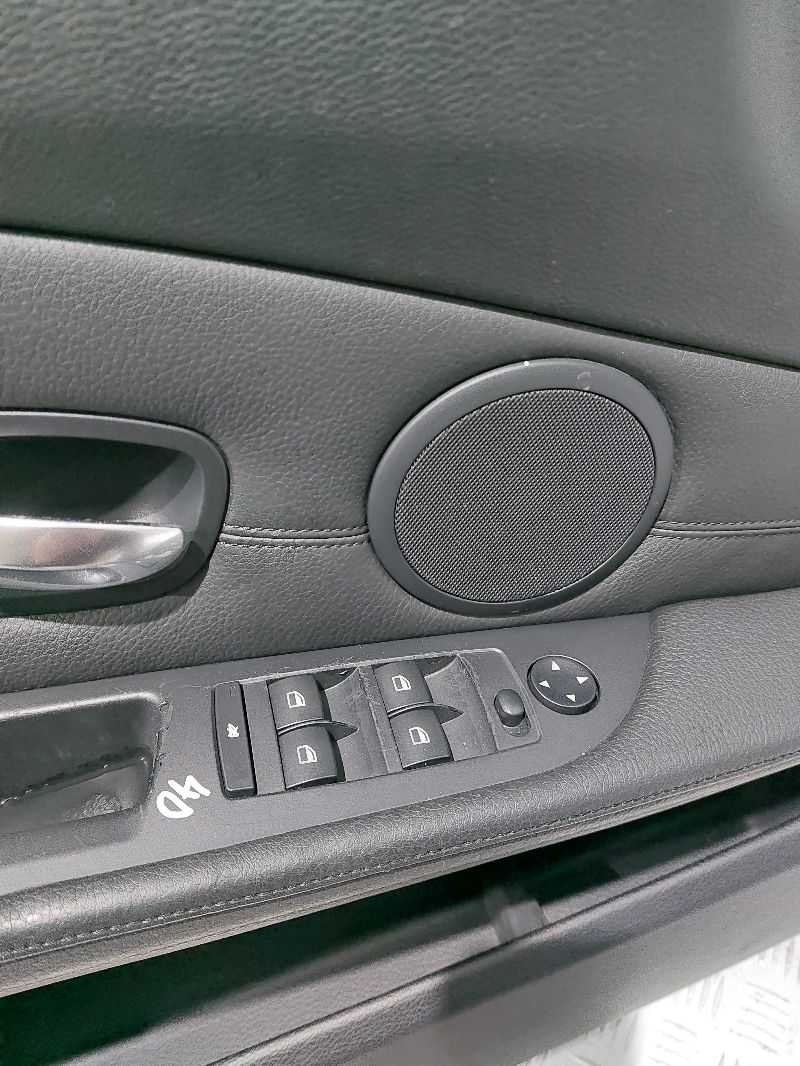 Кнопки стеклоподъемника - BMW 5 E60/E61 (2003-2010)