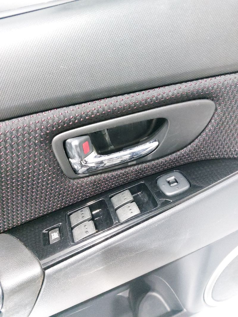 Кнопки стеклоподъемника - Mazda 3 BL (2009-2013)