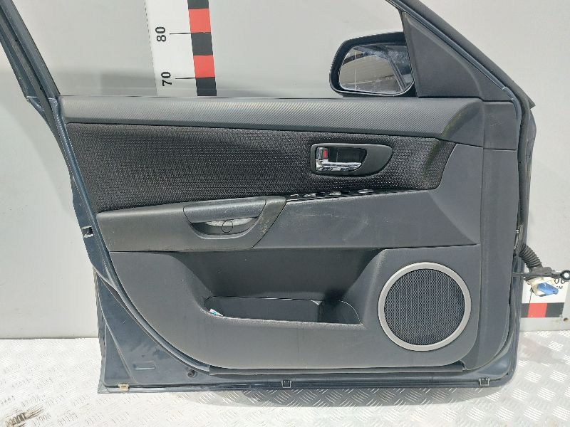 Обшивка двери (дверная карта) - Mazda 3 BL (2009-2013)