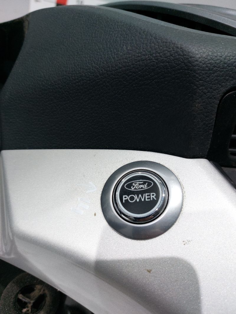 Кнопка Start/Stop - Ford C-Max (2003-2010)
