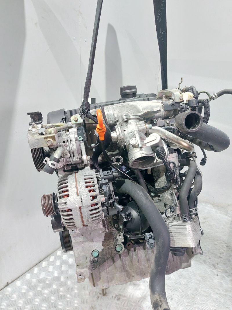 Двигатель (ДВС) - Mitsubishi Grandis (2003-2010)