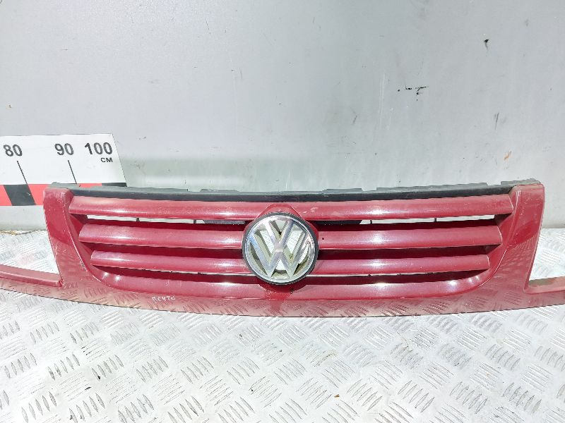 Решетка радиатора (капота) - Volkswagen Vento (1991-1998)