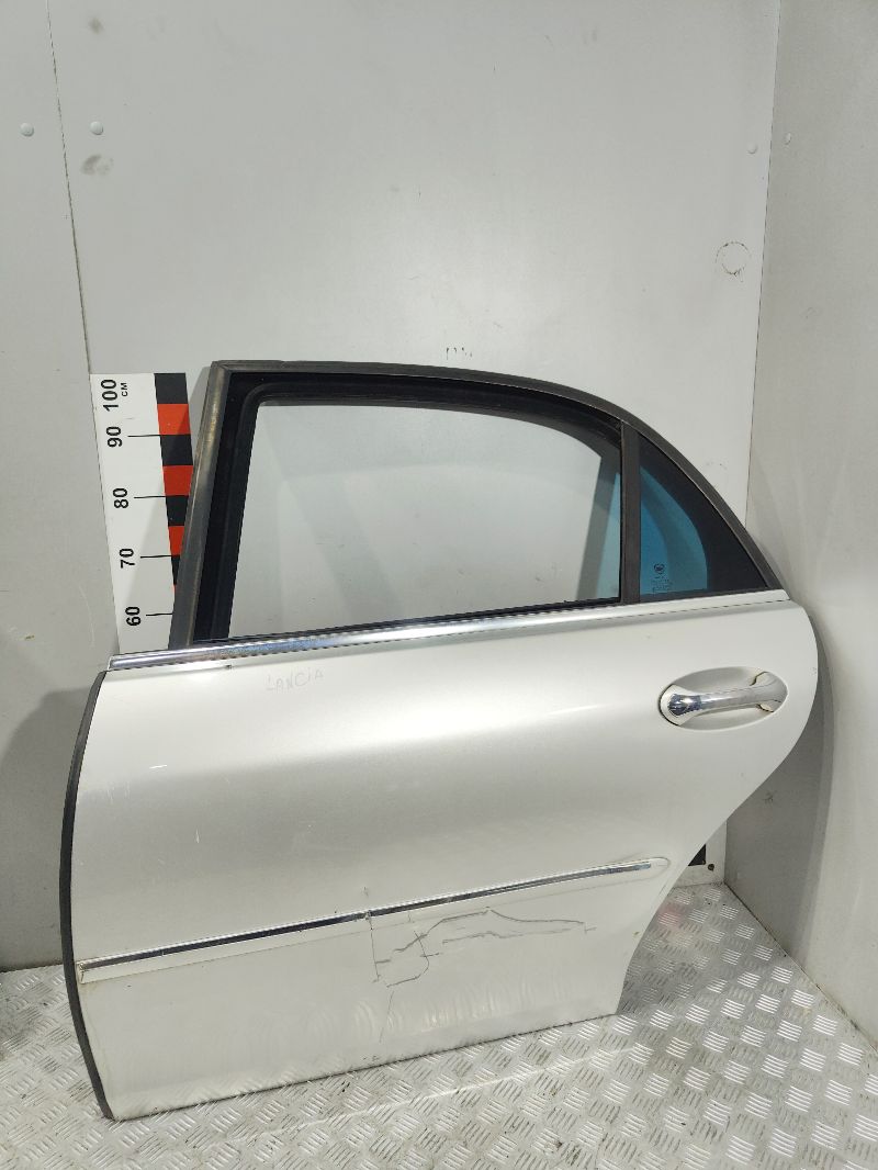 Стекло боковой двери - Lancia Thesis (2001-2009)