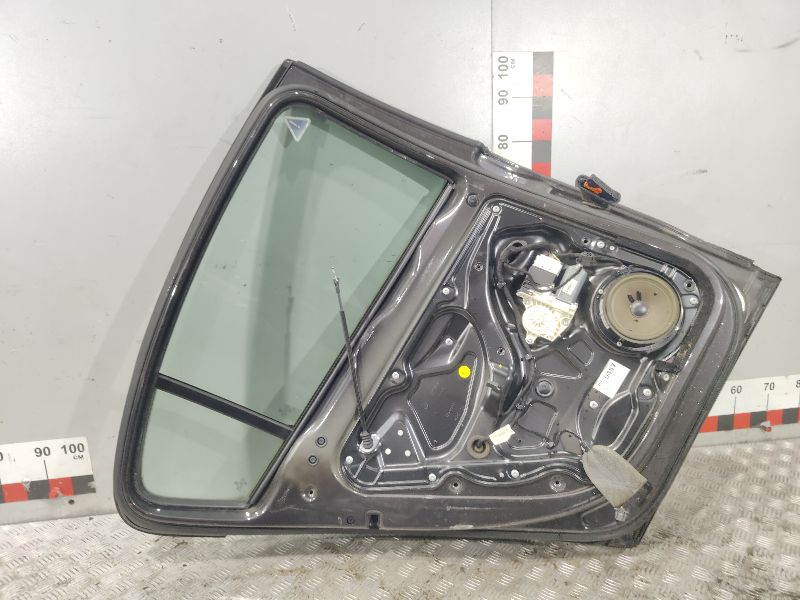 Дверь боковая - Volkswagen Passat 6 (2005-2010)