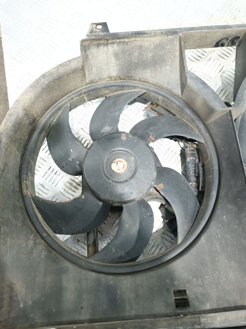 Вентилятор радиатора основного - Nissan Serena C23 (1991-2005)
