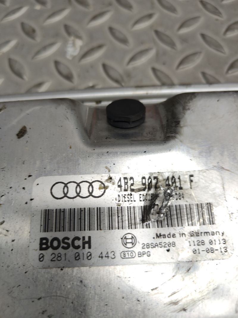 Блок управления ЭБУ (двигателя) - Audi A6 C5 (1997-2004)