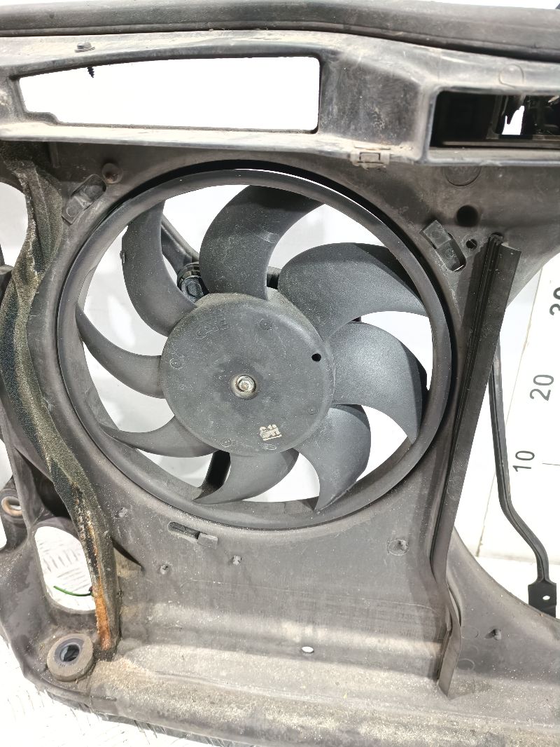 Вентилятор кондиционера - Volkswagen Passat 5/B5+ (1996-2005)
