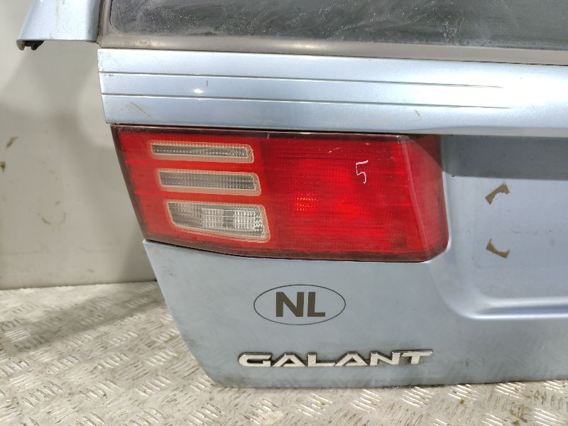 Фонарь крышки багажника - Mitsubishi Galant (1996-2003)
