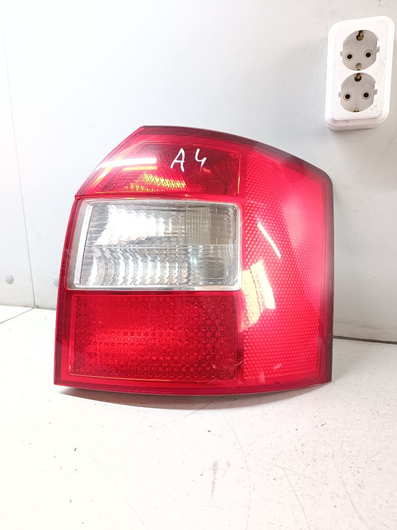 Фонарь - Audi A4 B8 (2007-2011)