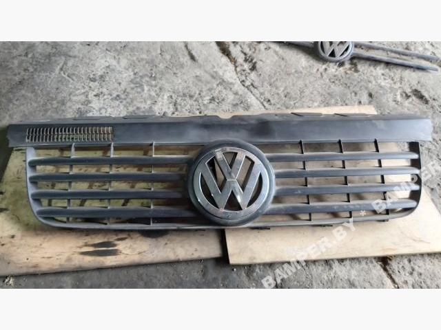 Решетка радиатора (капота) - Volkswagen Transporter T5 (2003-2014)